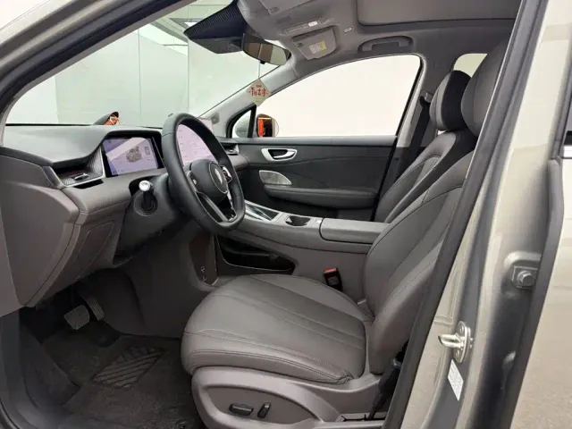 Shangjie SUV — Фото автомобиля 10