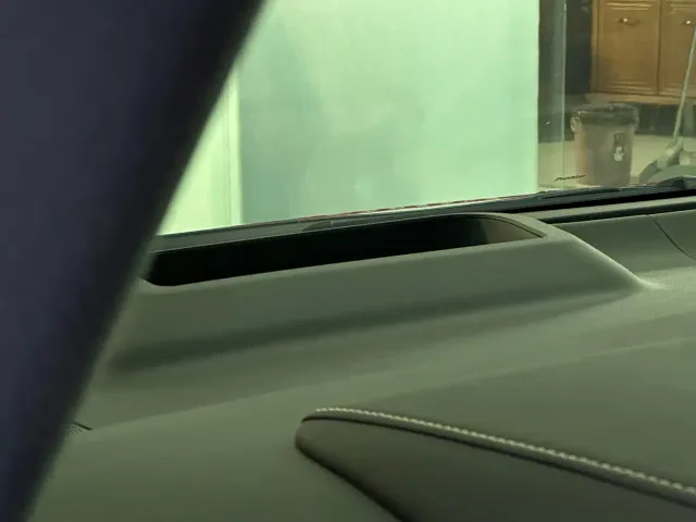 Toyota Alphard — Фото автомобиля 10
