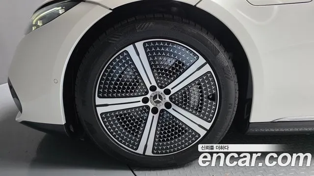 Mercedes-Benz EQS — Фото автомобиля 5