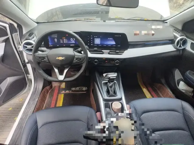 Chevrolet Monza — Фото автомобиля 5