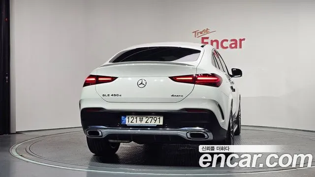 Mercedes-Benz GLE-Class — Фото автомобиля 4