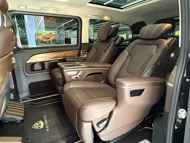 Mercedes-Benz V-Class — Фото автомобиля 23