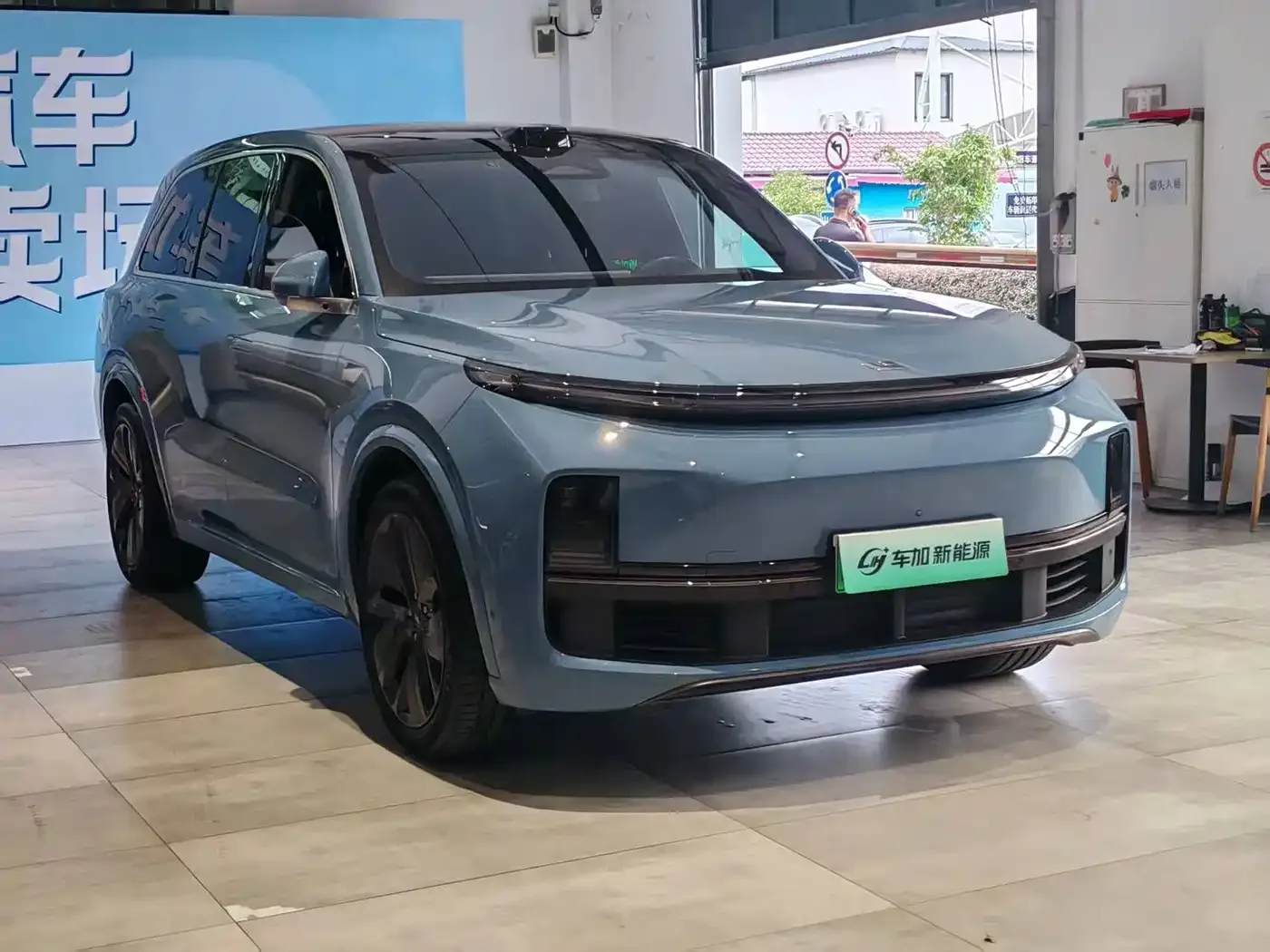 Li Auto Li Xiang L9 2022 Max — Фото автомобиля 3