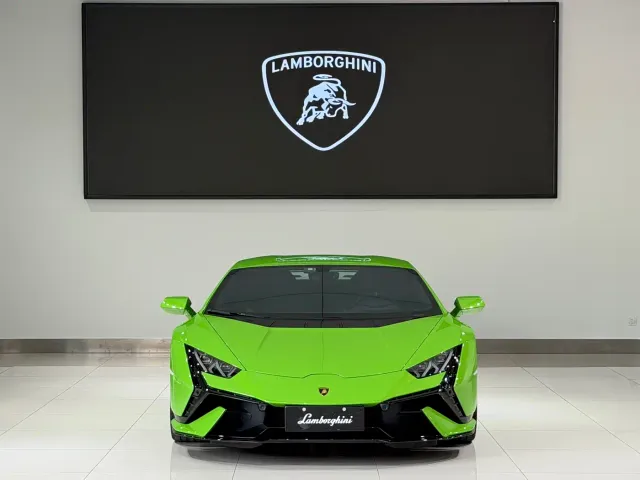 Lamborghini Huracan — Фото автомобиля 2