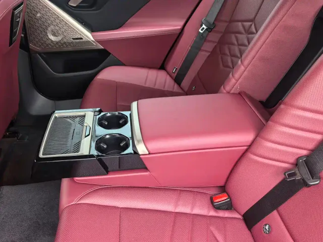 BMW 5 Series — Фото автомобиля 7