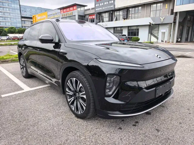 Nio ES8 — Фото автомобиля 3
