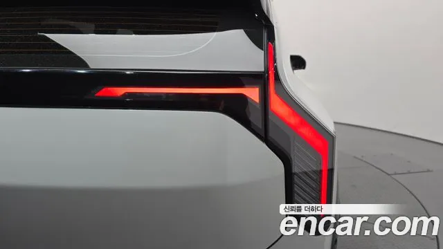 Kia EV3 — Фото автомобиля 8