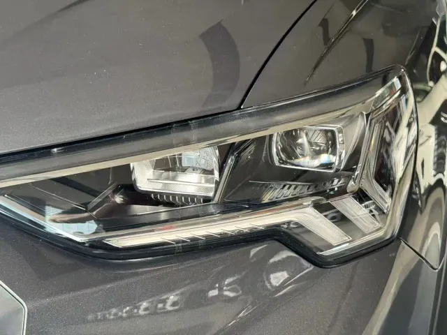 Audi Q3 — Фото автомобиля 12