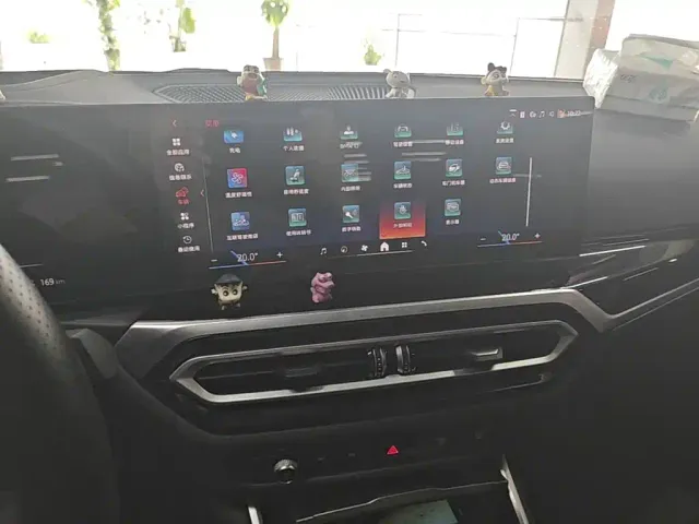BMW i3 — Фото автомобиля 12