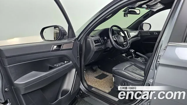 KG_Mobility_Ssangyong Rexton Новый Rexton Sport Дизель 2.2 4WD — Фото автомобиля 13