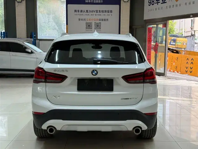 BMW X1 — Фото автомобиля 5