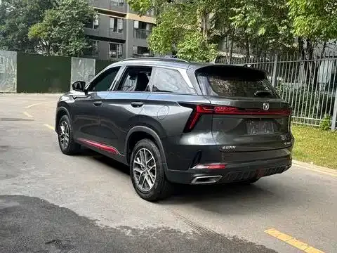 Changan CS75 Plus — Фото автомобиля 4