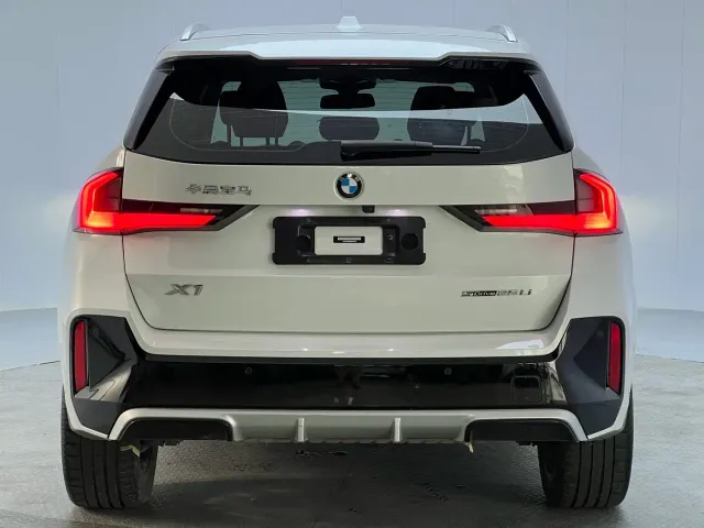BMW X1 — Фото автомобиля 23
