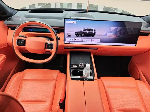 Lynk & Co 900 — Фото автомобиля 9