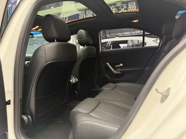 Mercedes-Benz A-Class — Фото автомобиля 15