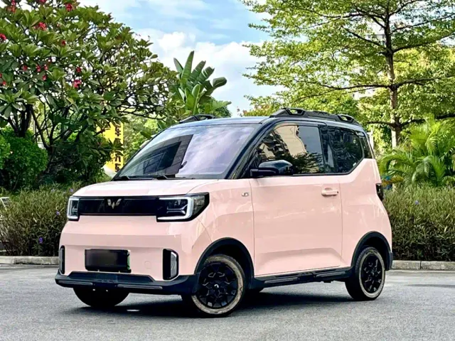 Фотография автомобиля — Wuling Hongguang Mini EV