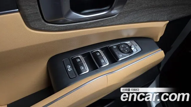 Kia Sorento Sorento 4-е поколение Бензин 2.5T 2WD — Фото автомобиля 14