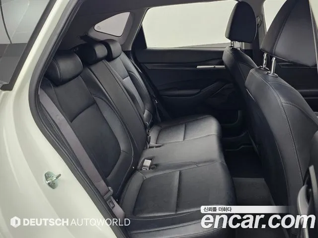 Kia Seltos New — Фото автомобиля 17