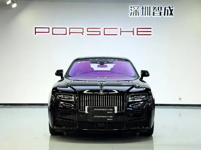 Rolls-Royce Ghost — Фото автомобиля 2