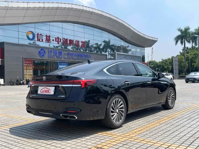 Buick LaCrosse — Фото автомобиля 8