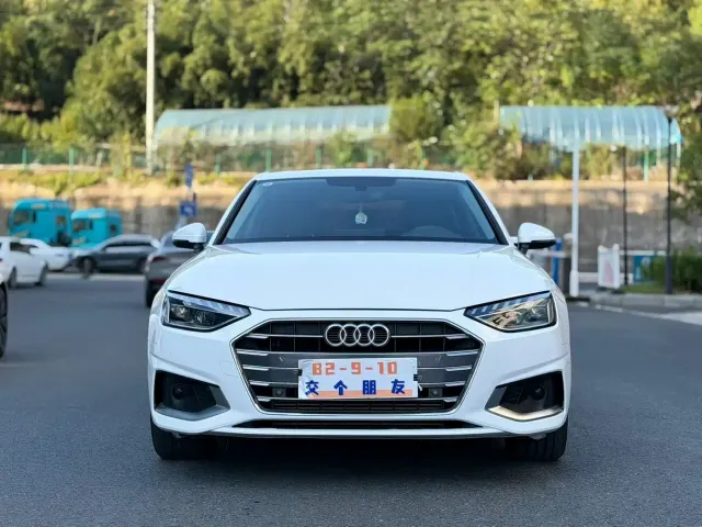 Audi A4L — Фото автомобиля 2