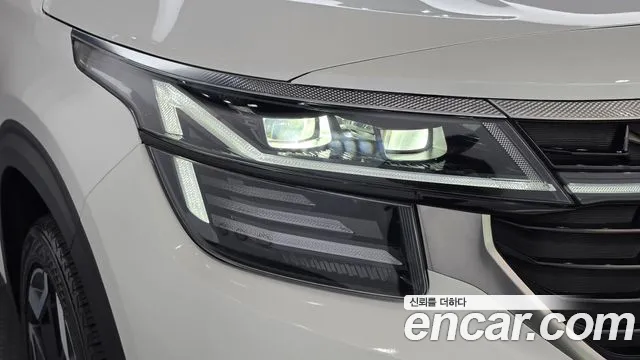 Kia Seltos New — Фото автомобиля 7