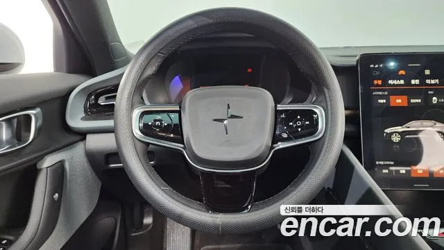 Polestar Polestar 2 — Фото автомобиля 13