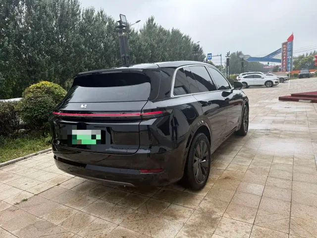 Li Auto L7 — Фото автомобиля 4