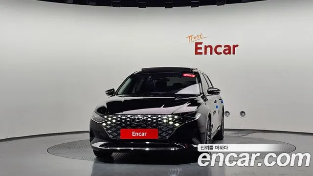 Hyundai Grandeur New — Фото автомобиля 3