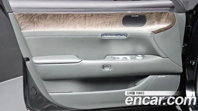 Genesis G90 RS4 — Фото автомобиля 13