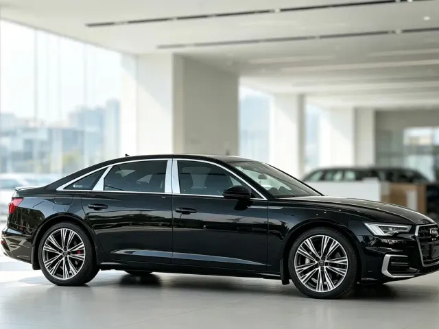 Audi A6L — Фото автомобиля 2