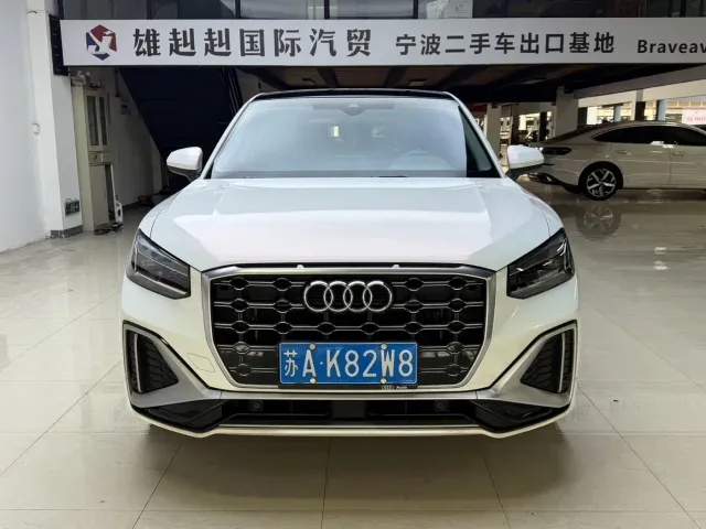 Audi Q2L — Фото автомобиля 2