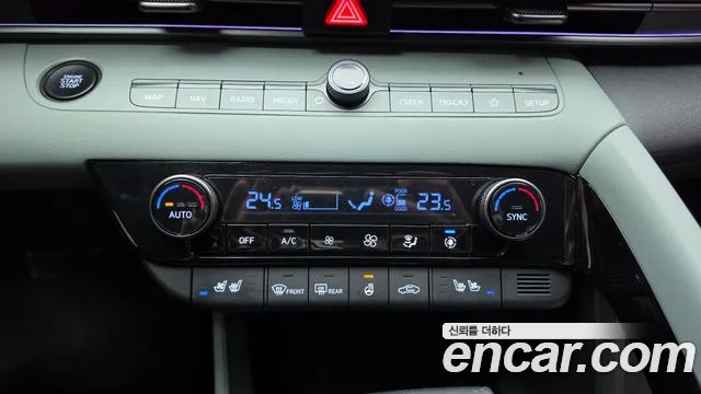 Hyundai Avante CN7 — Фото автомобиля 22