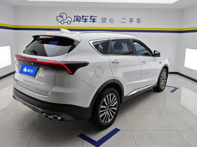 Jetour X70 Plus — Фото автомобиля 3