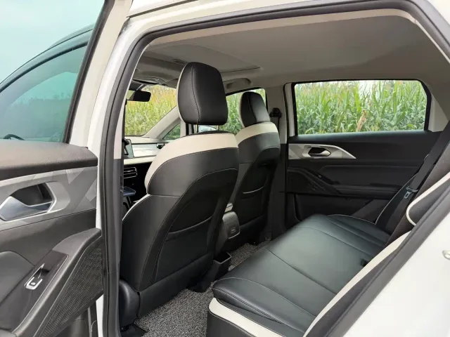 Geely Geometry E Firefly — Фото автомобиля 9