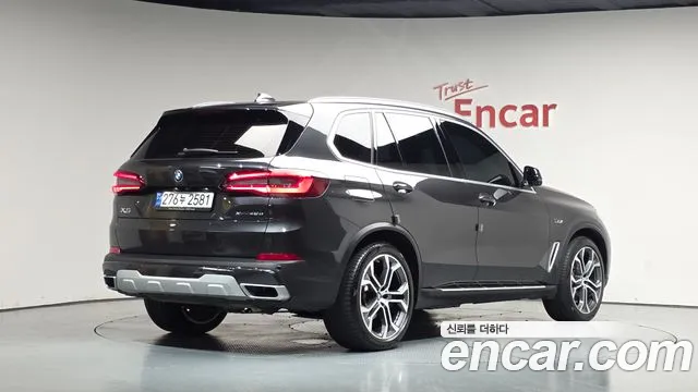 BMW X5 — Фото автомобиля 2