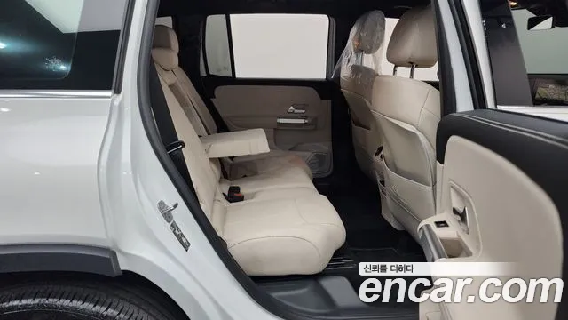 Mercedes-Benz GLB-Class — Фото автомобиля 11