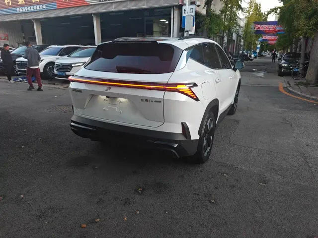 Jetour Shanhai L6 — Фото автомобиля 5