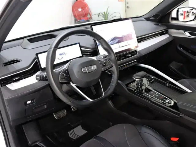 Geely Xingrui — Фото автомобиля 9