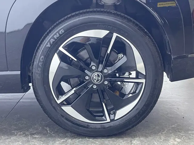 Toyota BoZhi 3X — Фото автомобиля 10