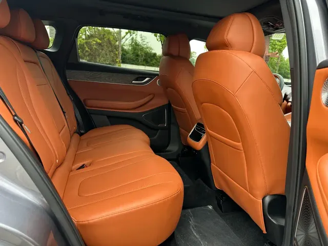 Exeed Starway E05 — Фото автомобиля 9