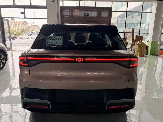 Changan Qiyuan Q05 — Фото автомобиля 8