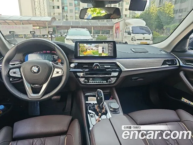 BMW 5-Series 5 серия (G30) 530i xDrive Luxury — Фото автомобиля 7