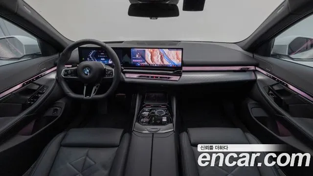 BMW 5 Series G60 — Фото автомобиля 7