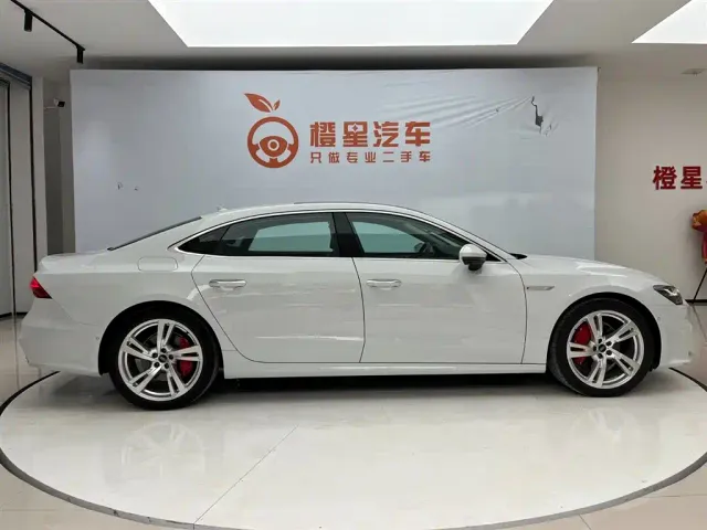 Audi A7L — Фото автомобиля 4