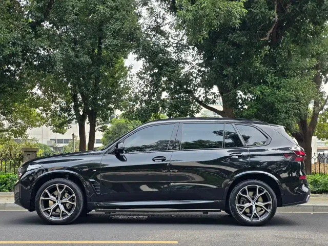 BMW X5 — Фото автомобиля 15