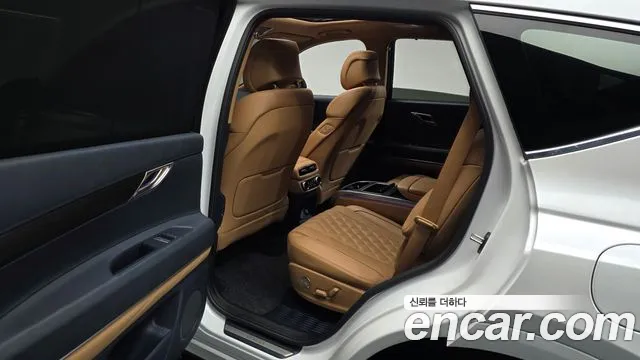 Genesis GV80 — Фото автомобиля 16