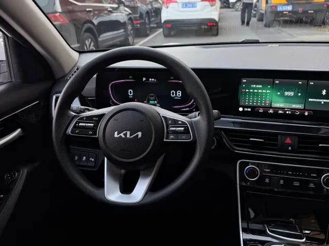 Kia Seltos — Фото автомобиля 12