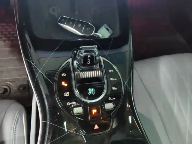 BYD Seal — Фото автомобиля 13