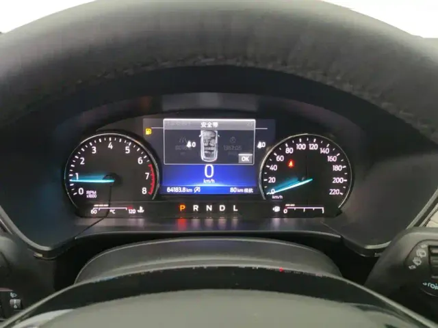 Ford Escape — Фото автомобиля 14
